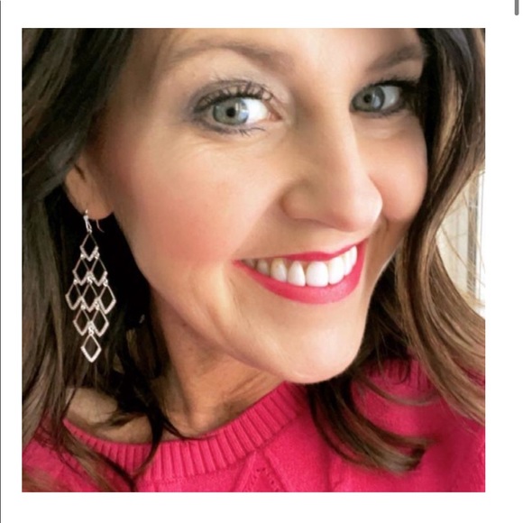 Stella & Dot | Pavé Crystal & Pale Gold Sommerville Delicate Statement E… - Picture 10 of 15